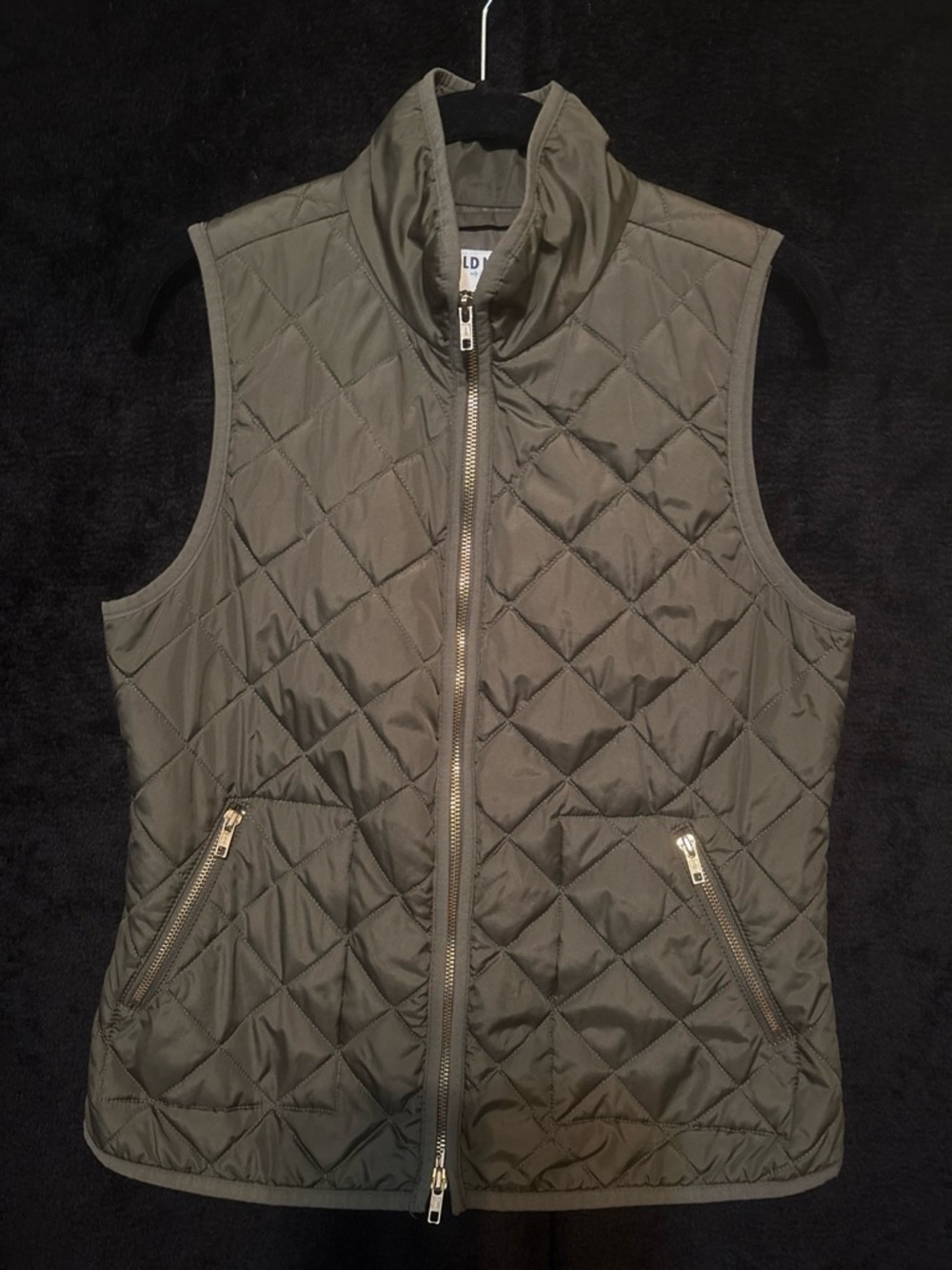 Old Navy Quilted Vest S Olive Green Full Zip Puffer Vintage EUC Classic Preppy